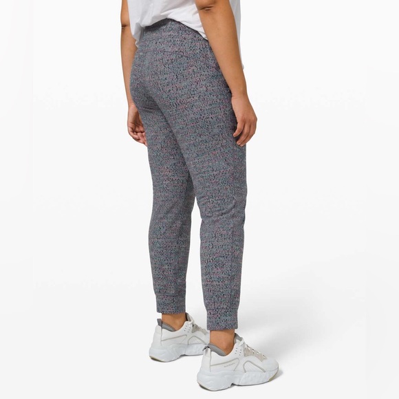 Lululemon Ready to Rulu Jogger•Neon Tweed Jacquard Battleship Electric Coral•12 - Picture 7 of 16